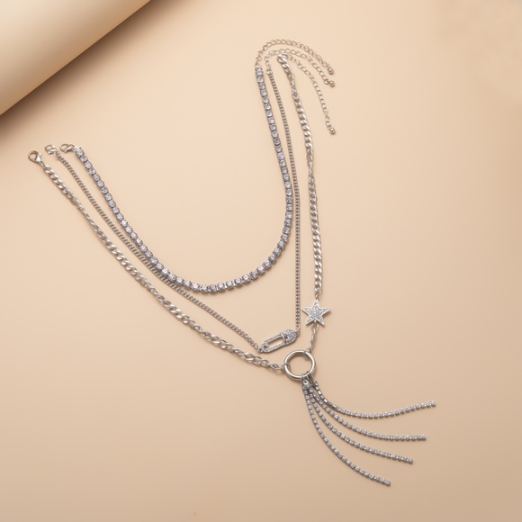 Bundle of 3 Silver Star Rhinestone Necklace. - Picture 2 of 5